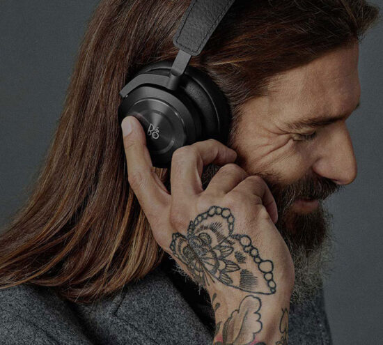 Typo matte black frequency headphones